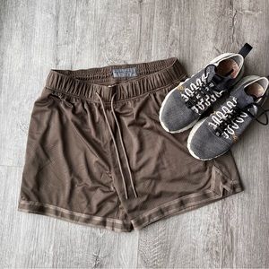 NWT Abercrombie 7 inch Brown Workout Athletic Shorts